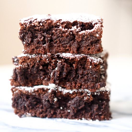 Three-Ingredient Nutella Brownies - Recipe photo by Samieze