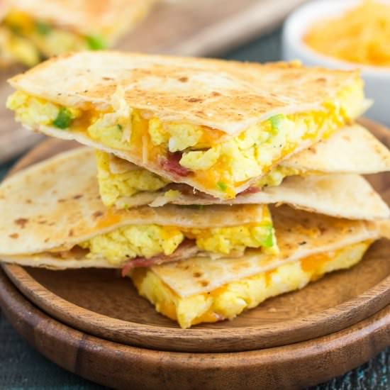 Easy Breakfast Quesadillas - Recipe photo by pumpkinnspice
