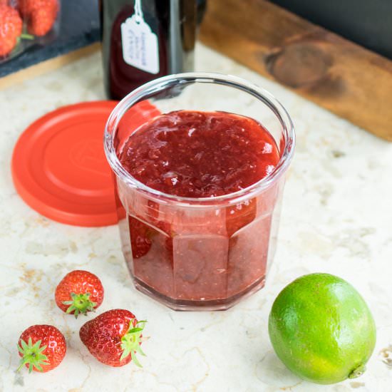 Strawberry, Lime & Vanilla Jam - Recipe photo by JoJoNookAndCranny