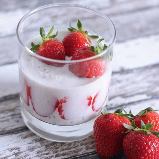 Overnight Oats with Chia - Recipe photo by arfotografie