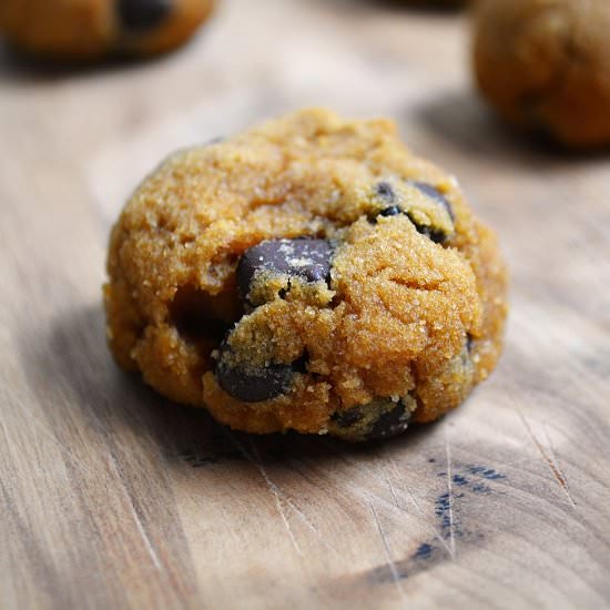 Paleo Chocolate Chip Cookies - Recipe photo by lightscamerabake