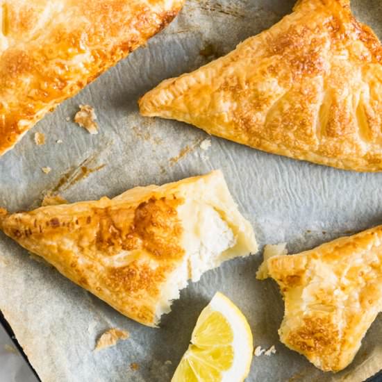 Lemon Puff Pastry Pockets - Recipe photo by platedcravings