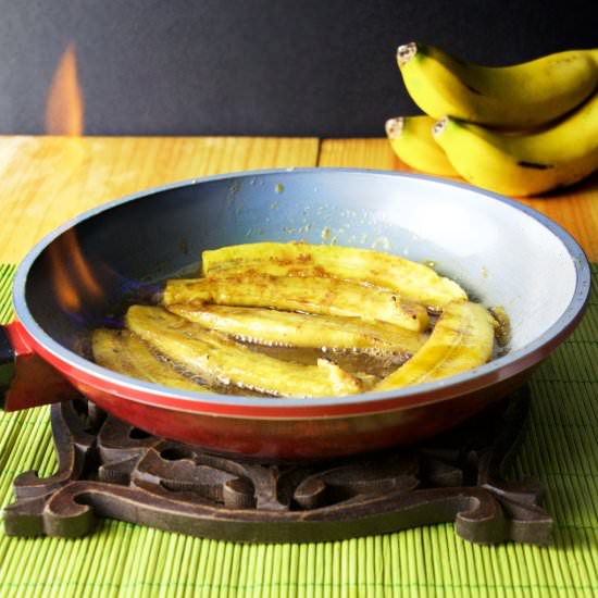 Bananas Flambées in Rum - Recipe photo by The FoodOlic