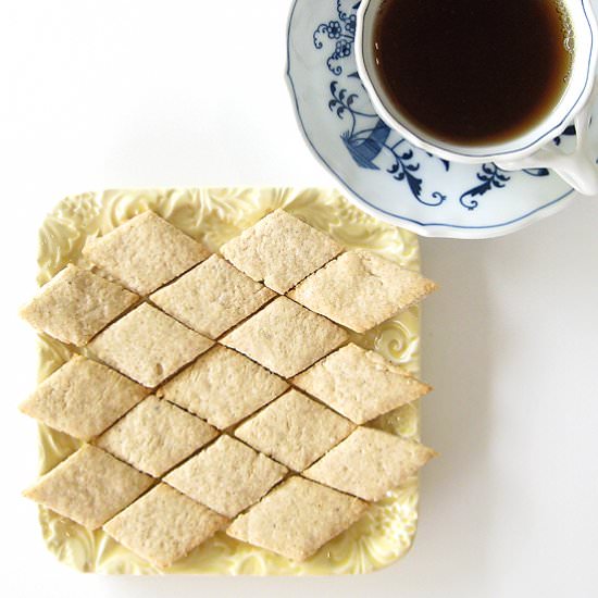 Hildesheimer Pumpernickel Kekse - Recipe photo by delightfulrepast
