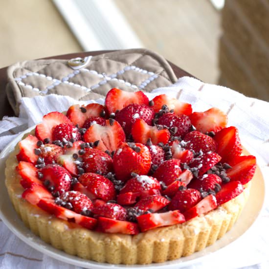 No Bake Cheesecake Strawberry Tart - Recipe photo by TheKitchenWhisperer