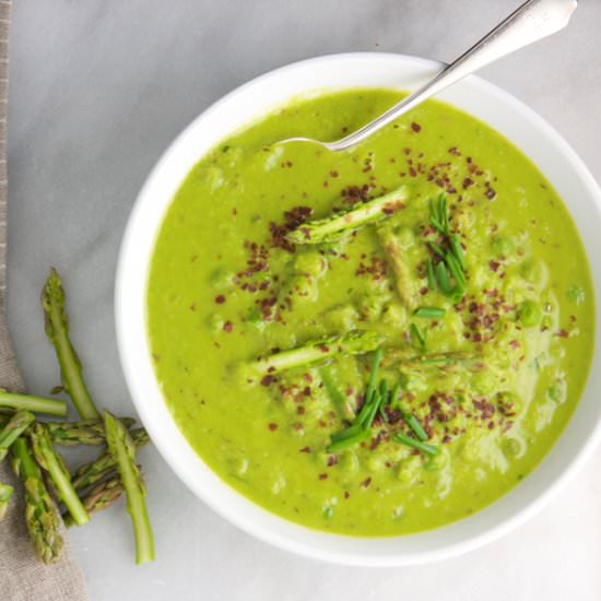 Sweet Pea Asparagus Soup - Recipe photo by DIYactive
