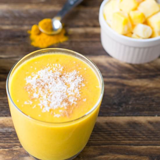 Tropical Turmeric Smoothie - Recipe photo by Raw Revive
