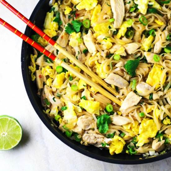 Chicken Pad Thai - Recipe photo by Tastefulventure