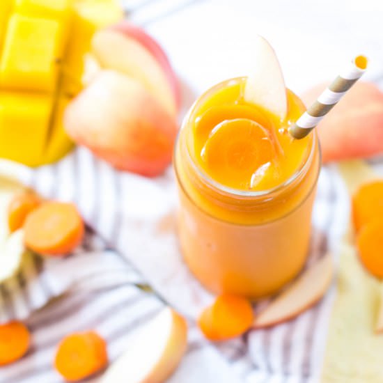 Carrot-Mango-Ginger Smoothie - Recipe photo by Homemade Nutrition