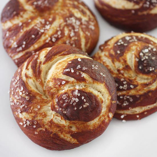 Buttermilk Pretzel Rolls - Recipe photo by lisal