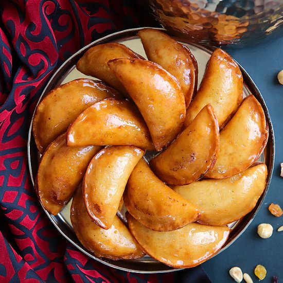 Classic Qatayef with Nuts - Recipe photo by Cleobuttera
