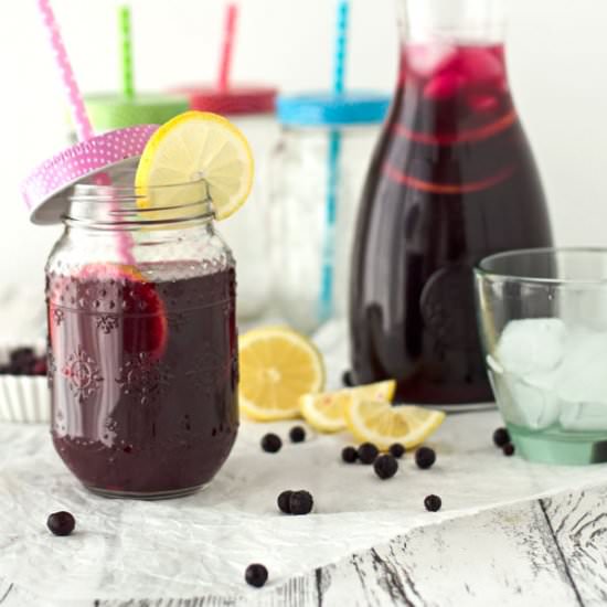 blueberry ice tea with jasmine - Recipe photo by einepriselecker
