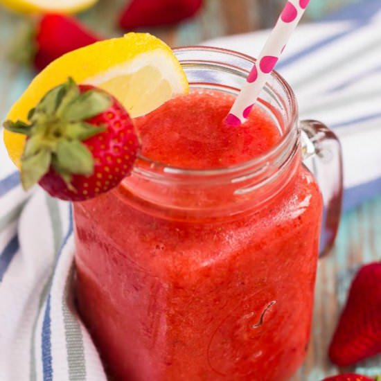 Frozen Strawberry Lemonade - Recipe photo by pumpkinnspice