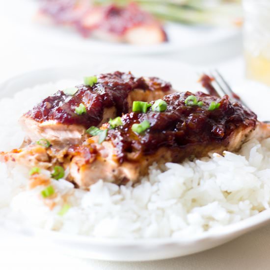 Salmon W/Rhubarb Sweet Chili Sauce - Recipe photo by Whiskitrealgud