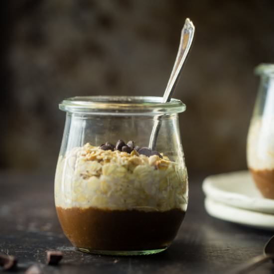 Vegan Brownie Overnight Oats - Recipe photo by foodfaithfitness