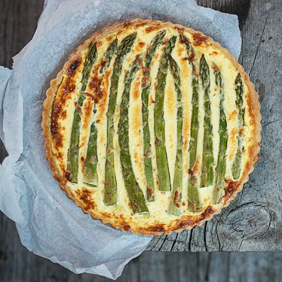Asparagus Quiche - Recipe photo by cookingcatrin