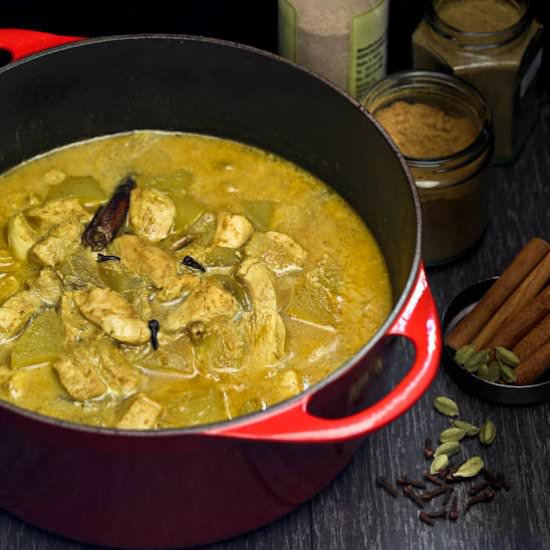 Chicken and Potato Korma - Recipe photo by rotinrice