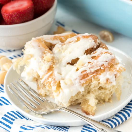 Trilogy Cinnamon Rolls - Recipe photo by crazyforcrust