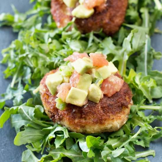 Crispy Crab Cakes - Recipe photo by cakenknife