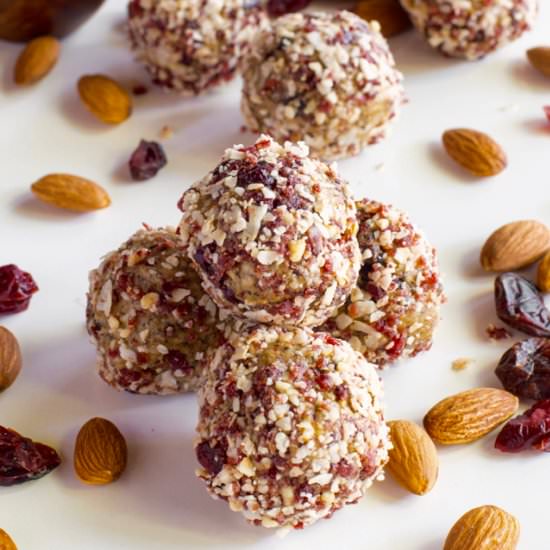 Cherry Vanilla Energy Bites - Recipe photo by NamelyMarly