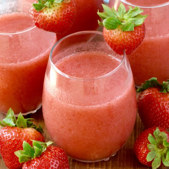 Strawberry Daiquiri Sangria - Recipe photo by simplejoy