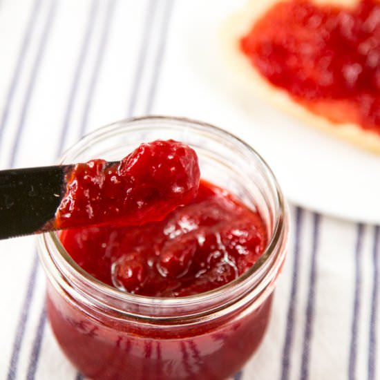 Easy Strawberry Jam - Recipe photo by janskitchen