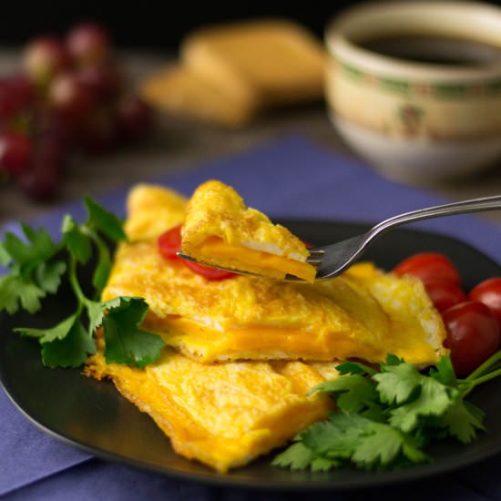 Fluffy Cheese Omelet - Recipe photo by rollingspoons