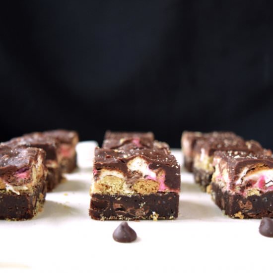 S’mores Brownies - Recipe photo by Rous Sweet Corner