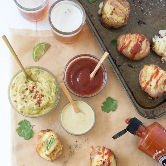 Garlicky Smashed Potatoes - Recipe photo by On The DF