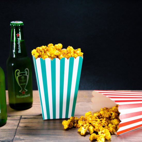 Sweet and Spicy Curry Popcorn - Recipe photo by Feuer und Flamme