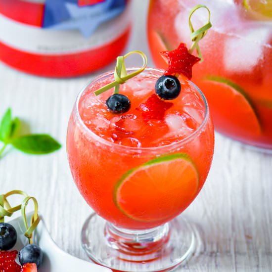 Spiked Vodka Strawberry Agua Fresca - Recipe photo by ChefDeHome