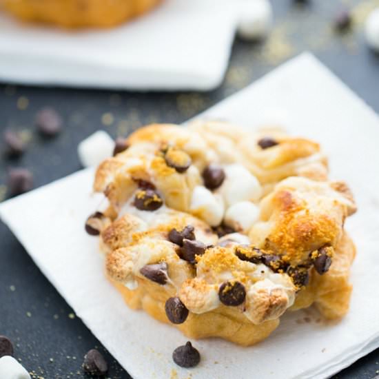 Mini S'mores Pull-Aparts - Recipe photo by simplystacie