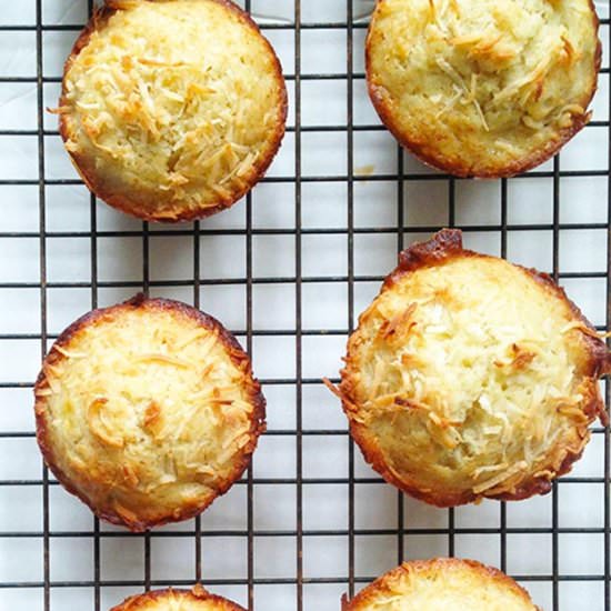 Toasted Coconut Banana Muffins - Recipe photo by diycandy