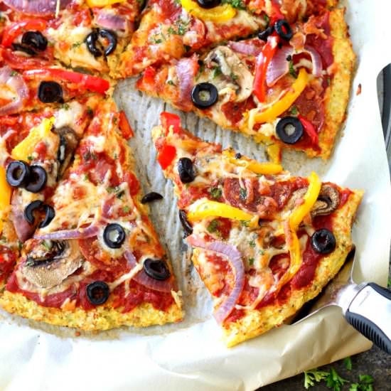 Loaded Pizza on Cauliflower Crust - Recipe photo by kimscravings