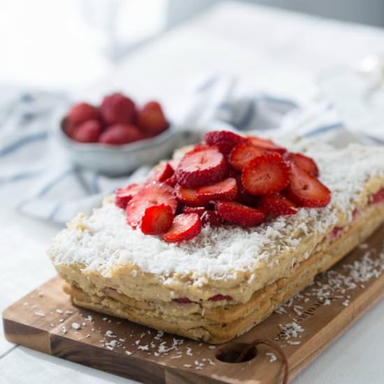 No-bake Strawberry Raffaello Cake - Recipe photo by VibrantFoodStories