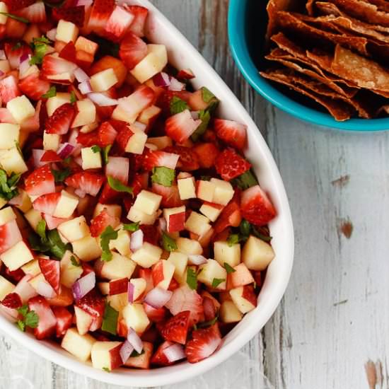 Cinnamon Wonton Chips & Fruit Salsa - Recipe photo by bake.eat.repeat.