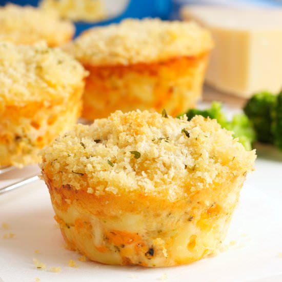 Broccoli Mac and Cheese Muffins - Recipe photo by busybakerblog