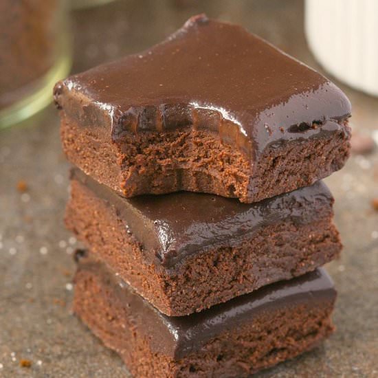 Healthy No Bake Breakfast Brownies - Recipe photo by thebigmansworld