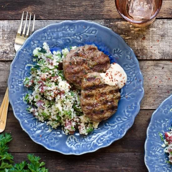 Lamb Patties with Cauliflower - Recipe photo by the organic kitchen