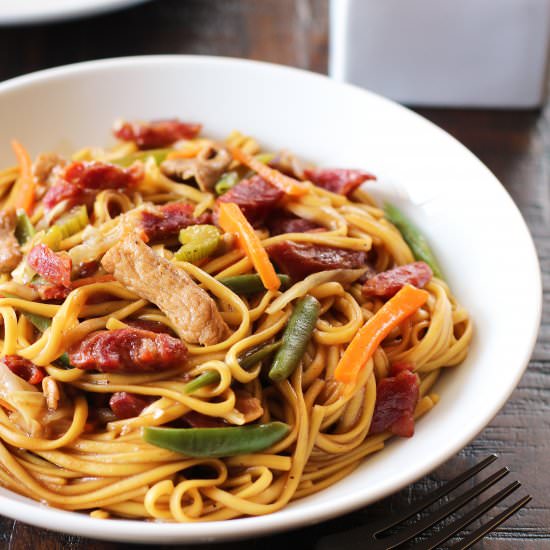 Pancit Canton Guisado - Recipe photo by mystylerecipe