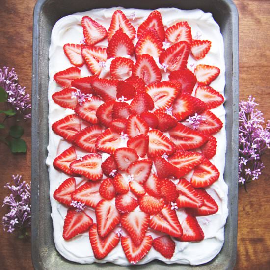 Strawberry Cream Sheet Cake - Recipe photo by Rachelsally