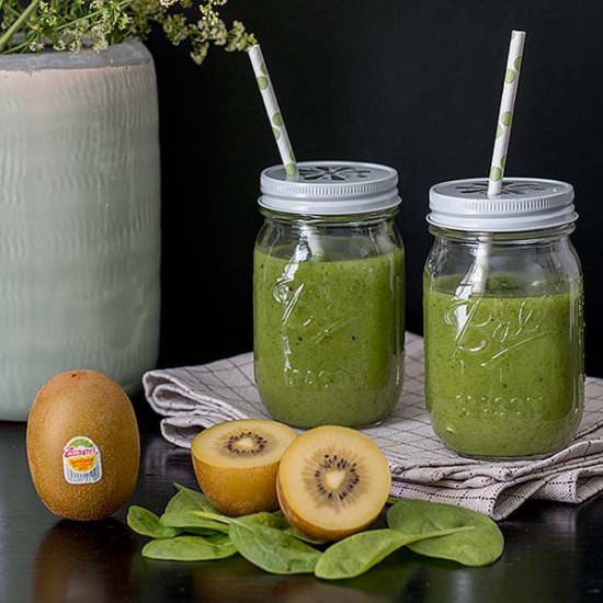 Kiwi Banana Smoothie - Recipe photo by stylish living