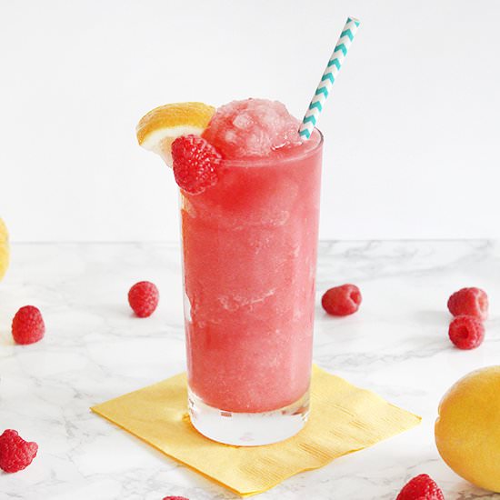 Very Raspberry Lemonade Sparkling "Mock"quiri - Recipe photo by SouthernMomLoves