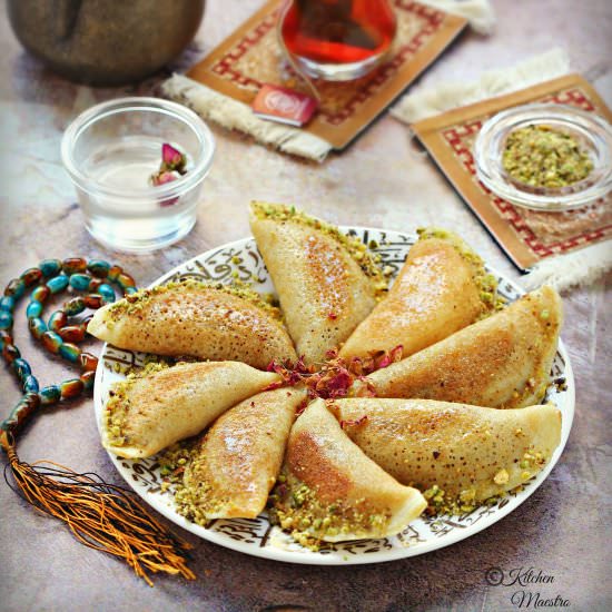 Atayef (Middle Eastern Pancakes) - Recipe photo by Kitchen Maestro