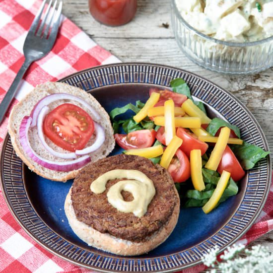 Almost Raw Walnut Burger - Recipe photo by Planticize