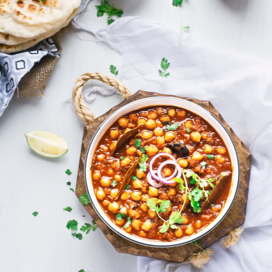 Amritsari Chole - Recipe photo by Binjals VEG Kitchen