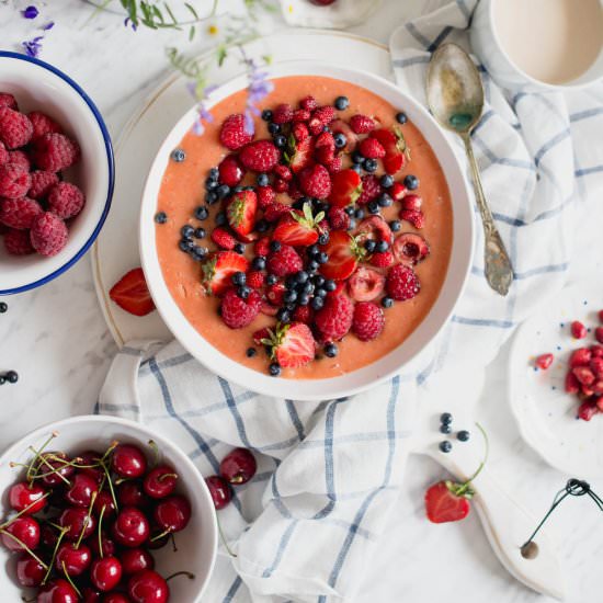 Summer Smoothie Bowl - Recipe photo by siankoo