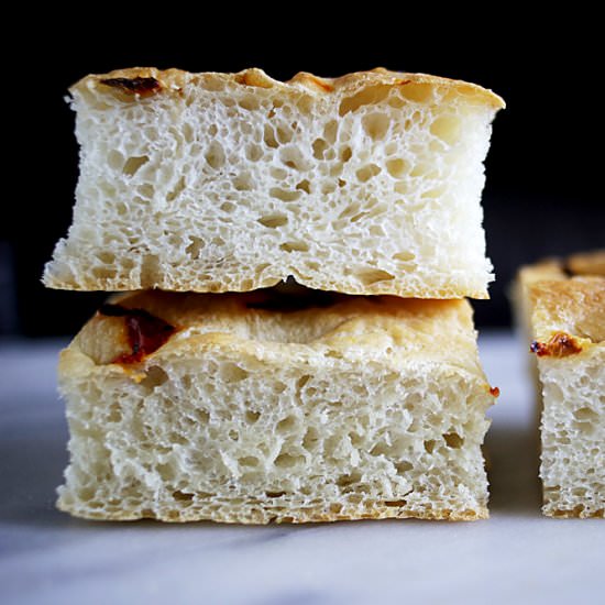 Spicy Focaccia with Scotch Bonnets - Recipe photo by 3hrbrunchfriend