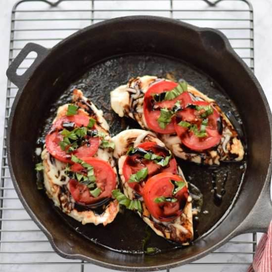 Five Ingredient Caprese Chicken - Recipe photo by Seasonal Cravings