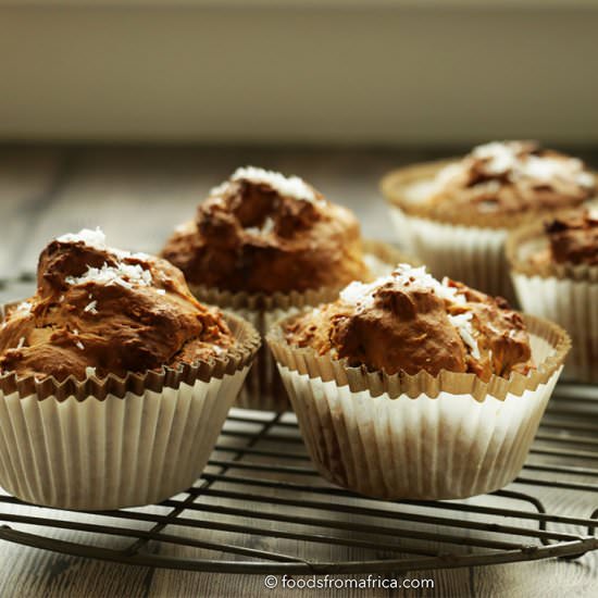 Spiced Papaya and Ginger Muffins - Recipe photo by foodsfromafrica